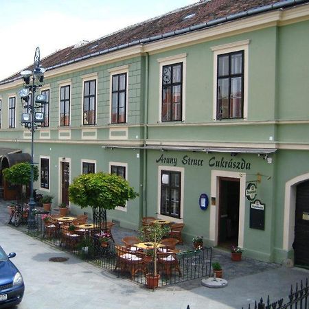 Arany Strucc Hotel Kőszeg Extérieur photo
